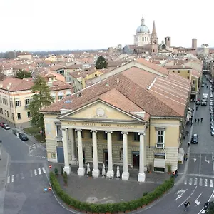 Hotel Italia Center, Mântua
